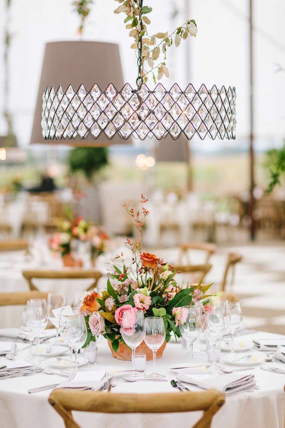 Get Inspired: Creative Wedding Table Decor Ideas For The Modern Couple