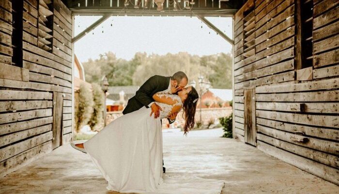 Scheunenhochzeit Deko Rustikaler Charme für unvergessliche Hochzeiten